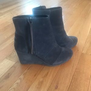 TOMS Ankle Wedge Boots. Size 6.5.